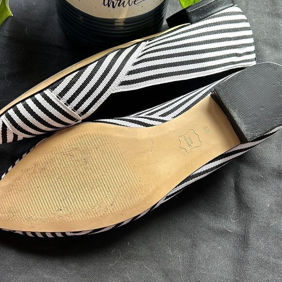 Talbots Edison Black And White Stripped Flat Shoes Pointed Toe Sz 8 - Picture 4 of 7